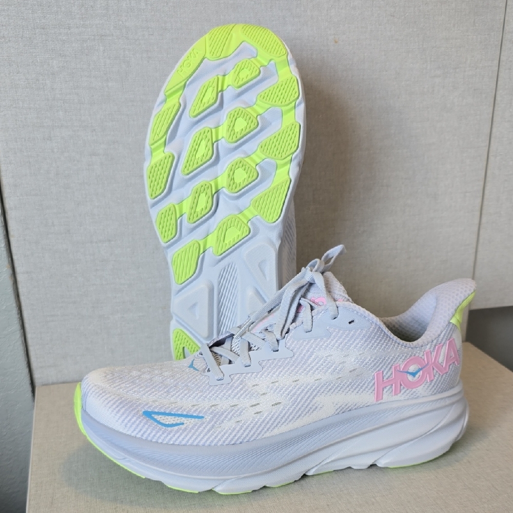 Hoka Women's Clifton 9 Running Shoes. Beautiful Dove Grey, ( w 11 ). NEVER WORN.